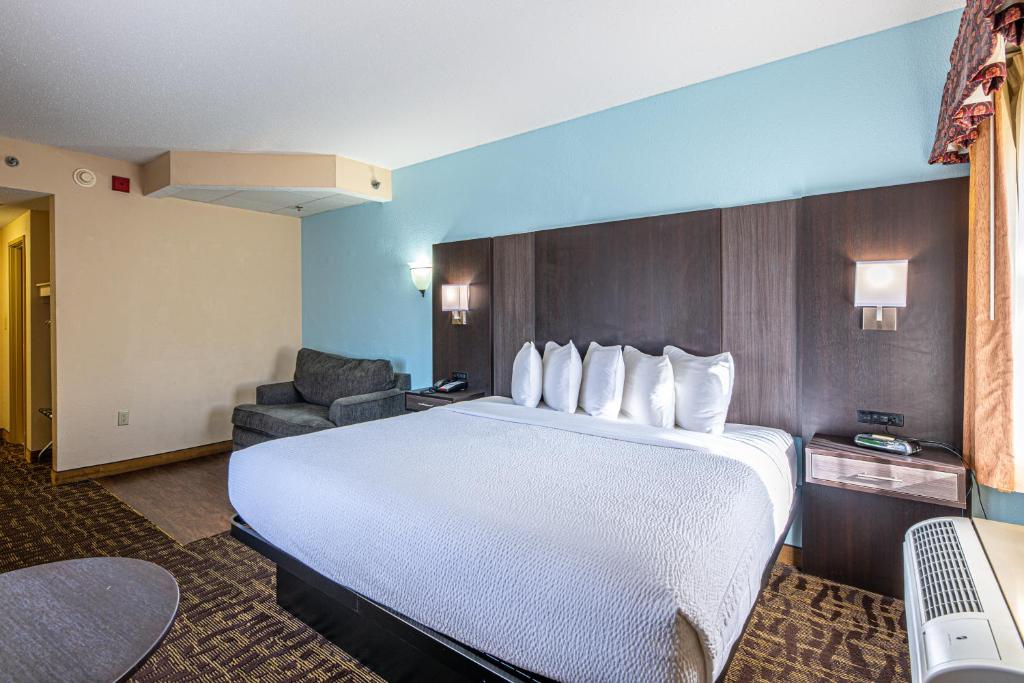 River Bend Inn - Pigeon Forge - 