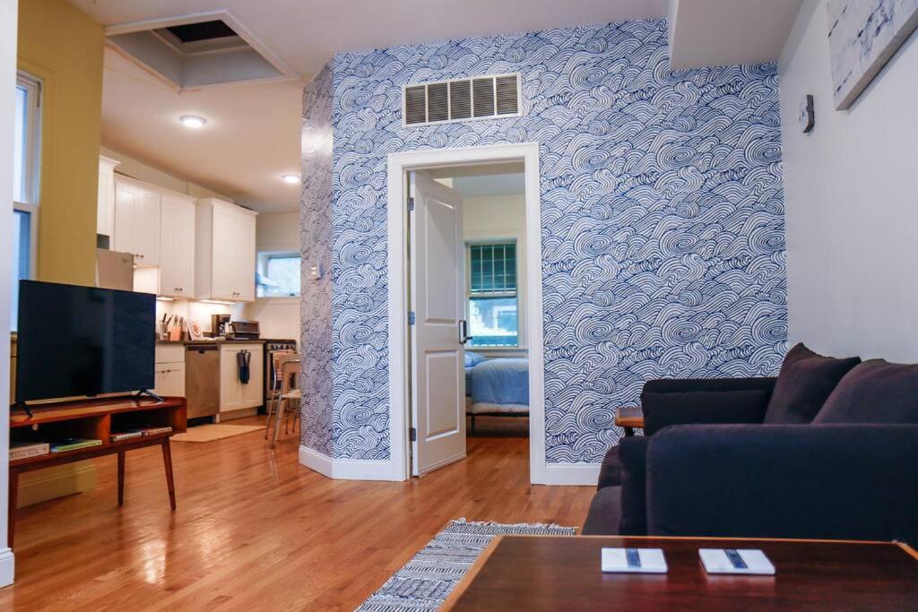 4BR 1,5BH Comfy Newly Renovated Apt photo