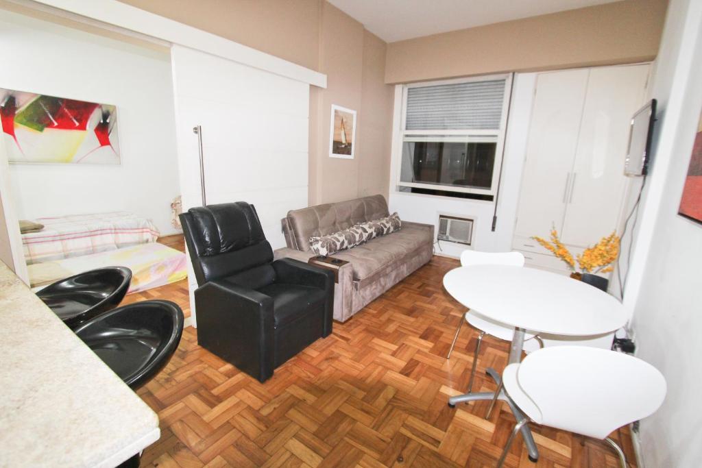  Apartments Almirante Goncalves