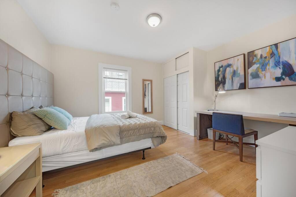 5BR 2BH Bright & Spacious Apt in Brighton - 