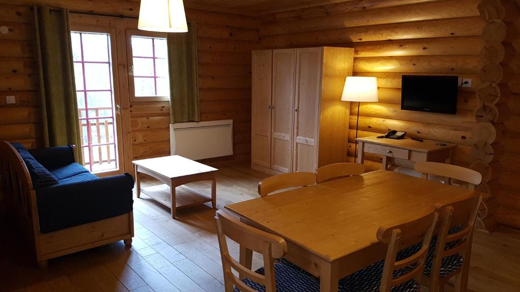 Hôtel Résidence Le Pin Sylvestre Amnéville les Thermes - Appartement Met 1 Slaapkamer, Balkon En Sauna