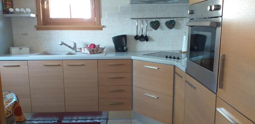 Kuchyňa alebo kuchynka v ubytovaní Appartamento Girasole