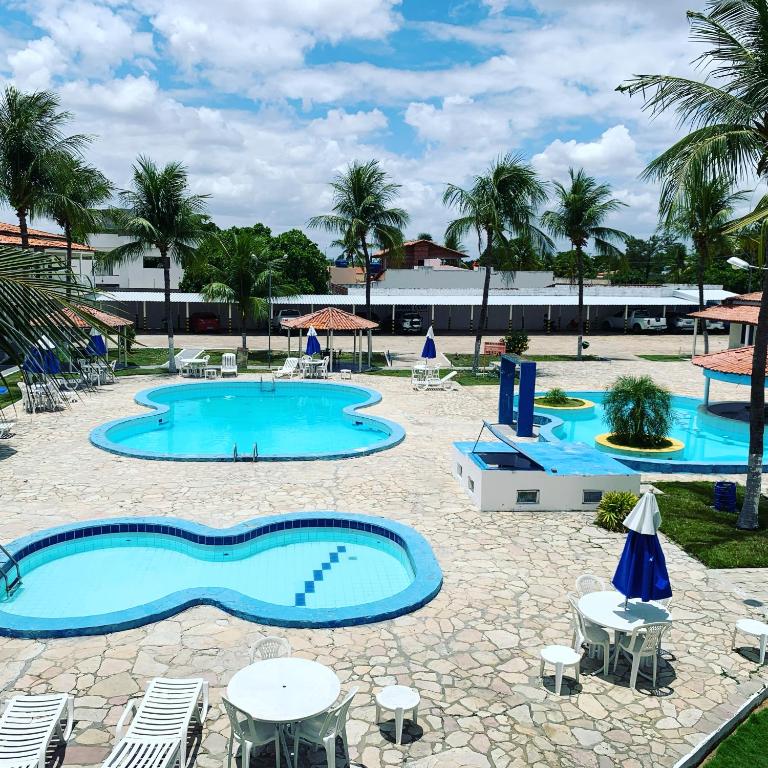 Bazén v ubytování CALDAS PALACE HOTEL JORRO nebo v jeho okolí