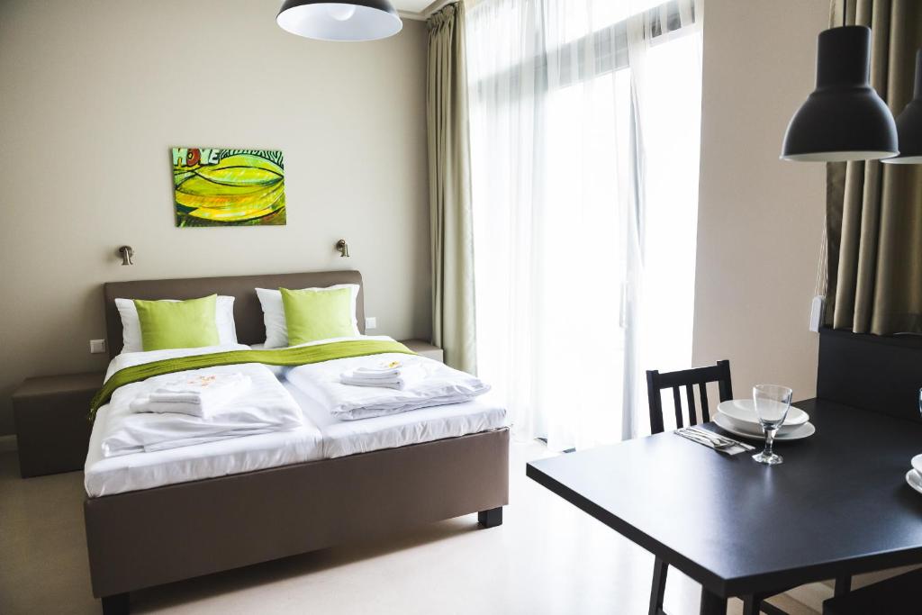 Heritage Home Apartments - Standard Studio With Balcony