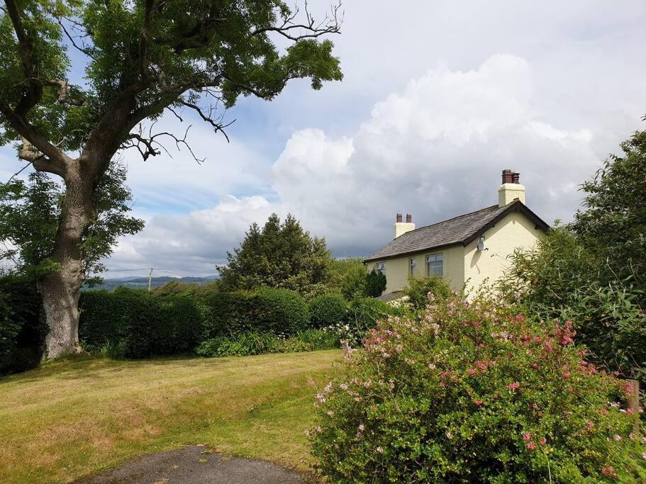 Gallery image of Comfortable two-bed cottage with views to coast and hills in Waberthwaite