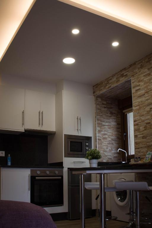 Apartamentos turisticos HAZ AMIGO - 12