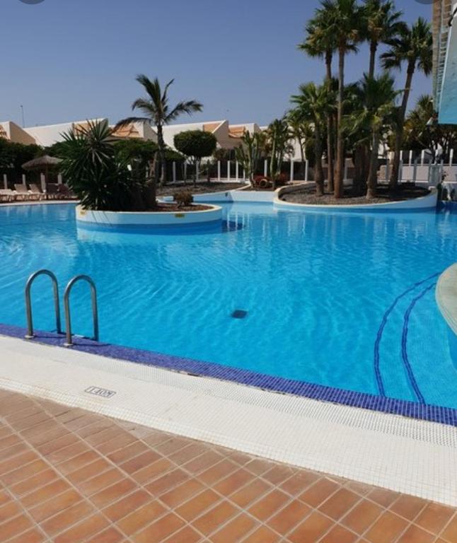 Fotografie z fotogalerie ubytování The Palms 2 Bed Duplex with Pool View v destinaci San Miguel de Abona