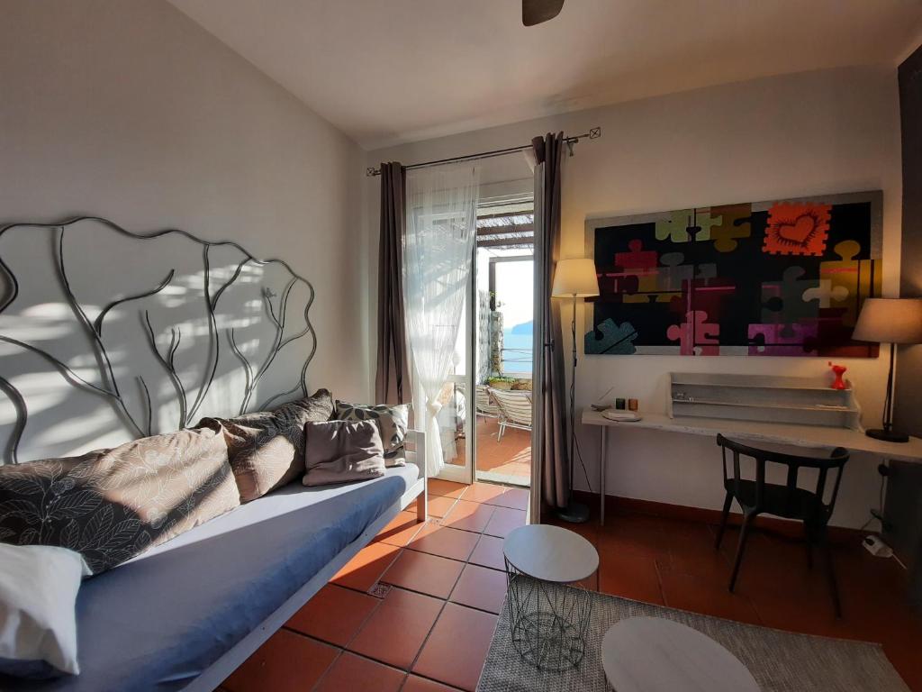 Posedenie v ubytovaní LE TERRE DEL DRAGO Apartment
