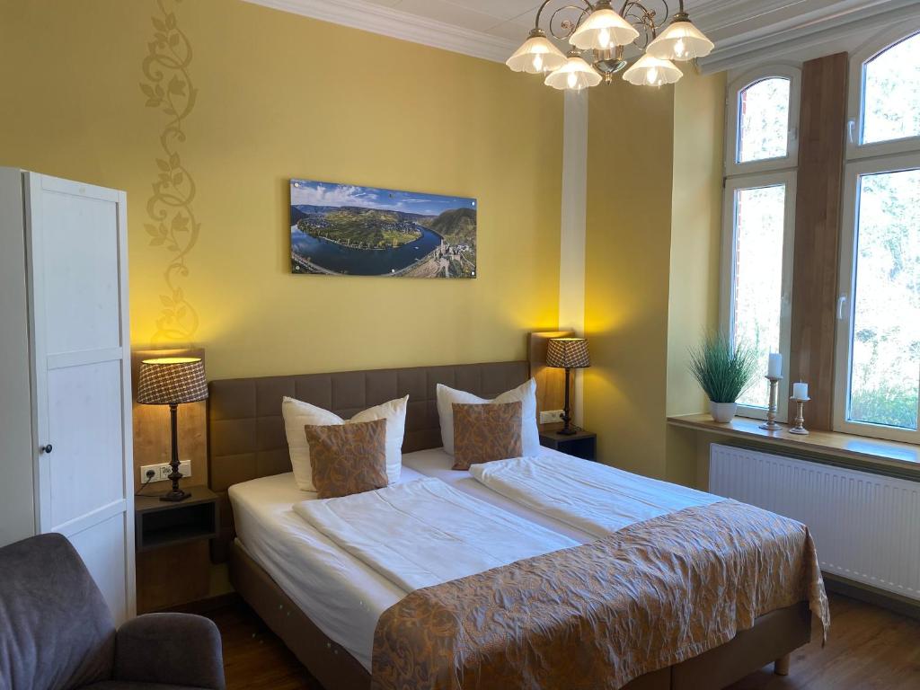 Fotografie z fotogalerie ubytování Haus Hohenzollern & Haus 'Ambiente v destinaci Bad Bertrich