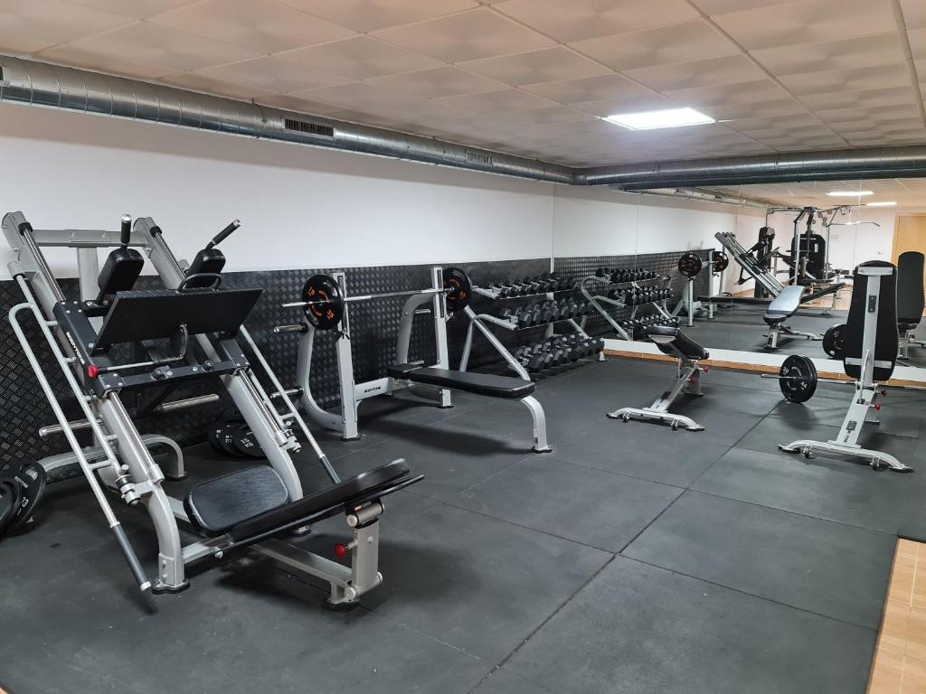 Posilňovňa alebo fitness centrum v ubytovaní Sybarix Apartment: Precioso apartamento con vistas al golf y el mar