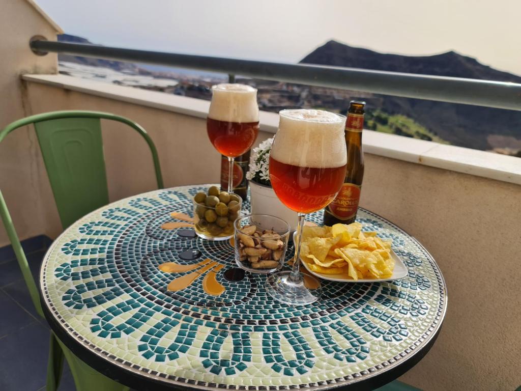 Nápoje v ubytovaní Sybarix Apartment: Precioso apartamento con vistas al golf y el mar