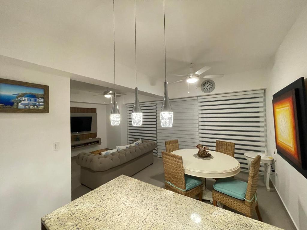 Kuchyň nebo kuchyňský kout v ubytování RESORT PLAYA AZUL 2 dormitorios