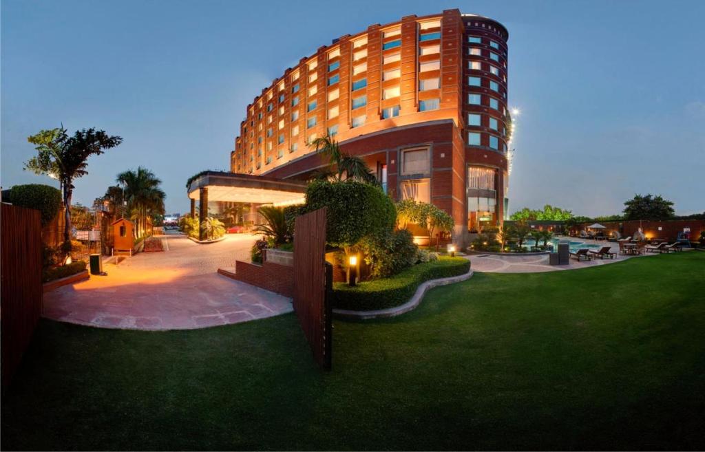 Zahrada ubytování Radisson Blu MBD Hotel Noida