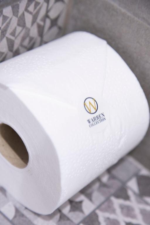 Quarter by the Warren Collection - Resim 10