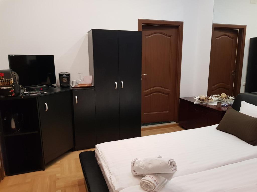 Ground Floor Mega Mall National Arena Monza