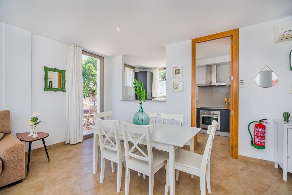 Molins 5, Cala de Sant Vicenc – Updated 2023 Prices