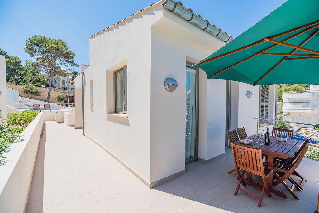 Molins 5, Cala de Sant Vicenc – Updated 2023 Prices