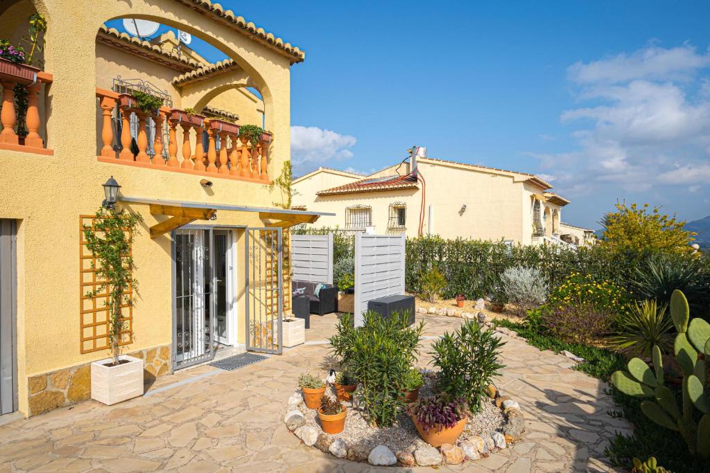 La Mandarina, Orba – Updated 2023 Prices