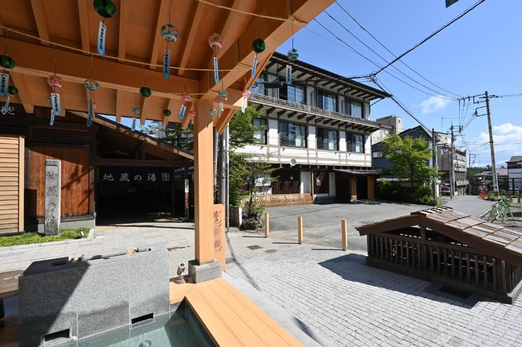 Budova, kde se ryokan nachází