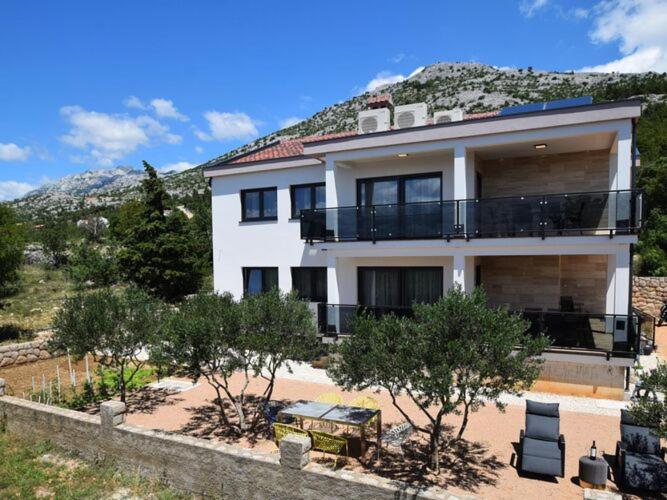 Fotografia z galérie ubytovania Apartments Filomena in Starigrad-Paklenica, modern and comfortable v Seline