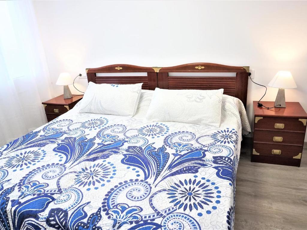 Postel nebo postele na pokoji v ubytování Villa Service - Guimera