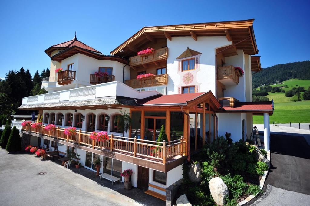 Budova, v ktorej sa hotel nachádza