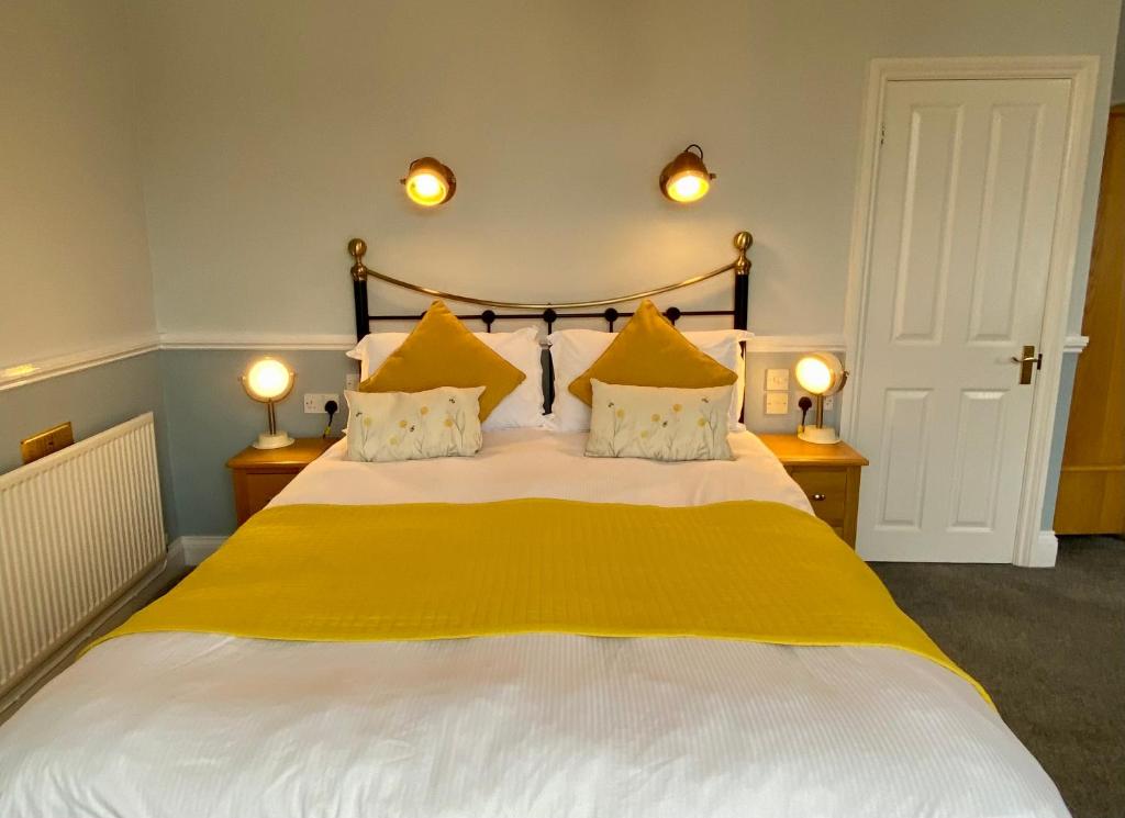 Sunny Bank Guest House, Tenby – Updated 2024 Prices