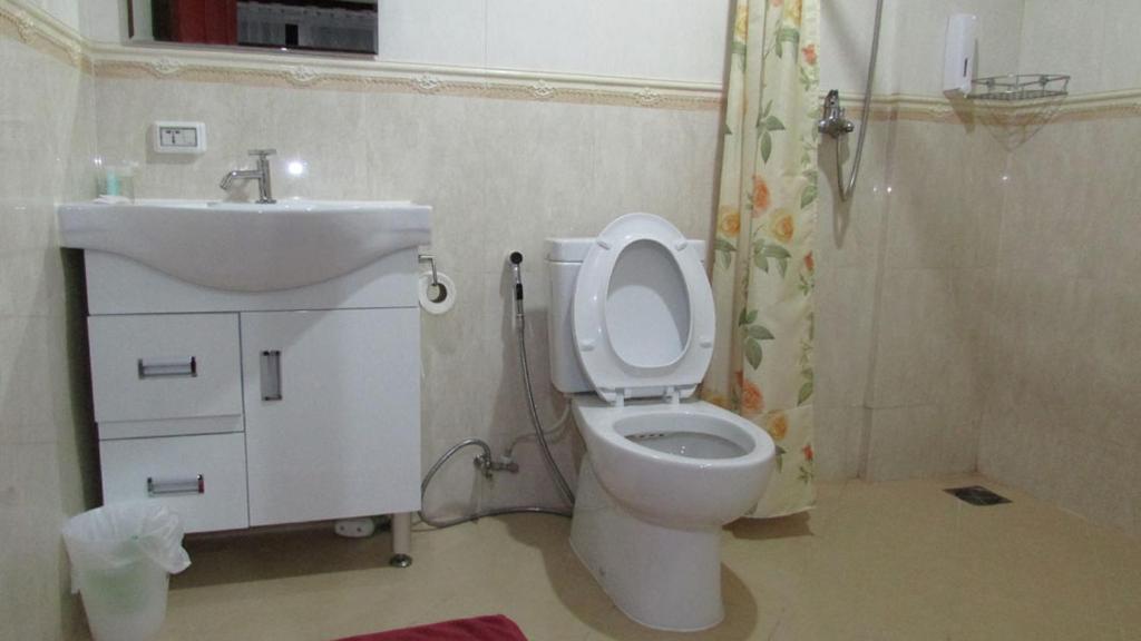 Bluebird Inn Pattaya - Resim 25