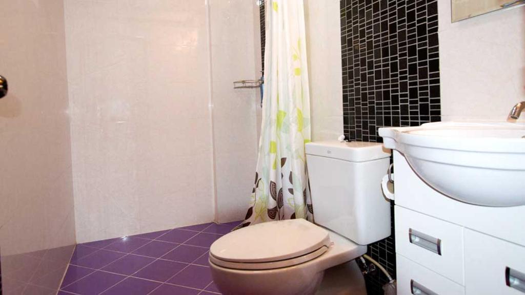 Bluebird Inn Pattaya - Resim 28