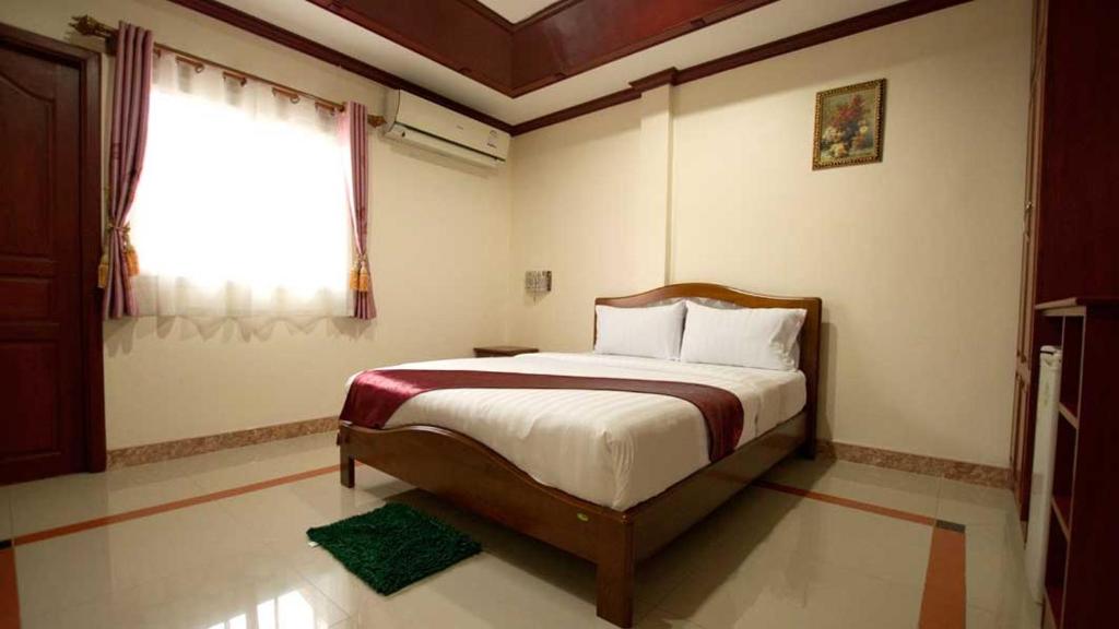 Bluebird Inn Pattaya - Resim 13