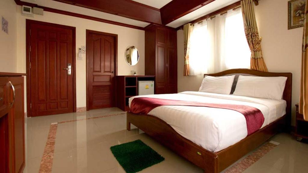 Bluebird Inn Pattaya - Resim 15