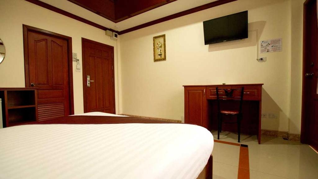 Bluebird Inn Pattaya - Resim 8