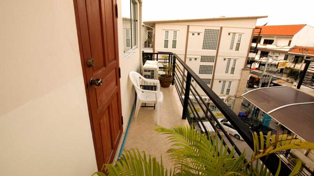 Bluebird Inn Pattaya - Resim 9