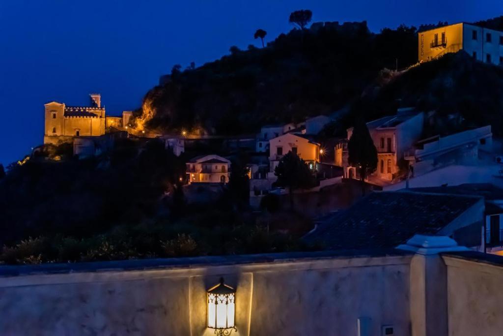 Fotografie z fotogalerie ubytování Bar Vitelli Charming suites v destinaci Savoca