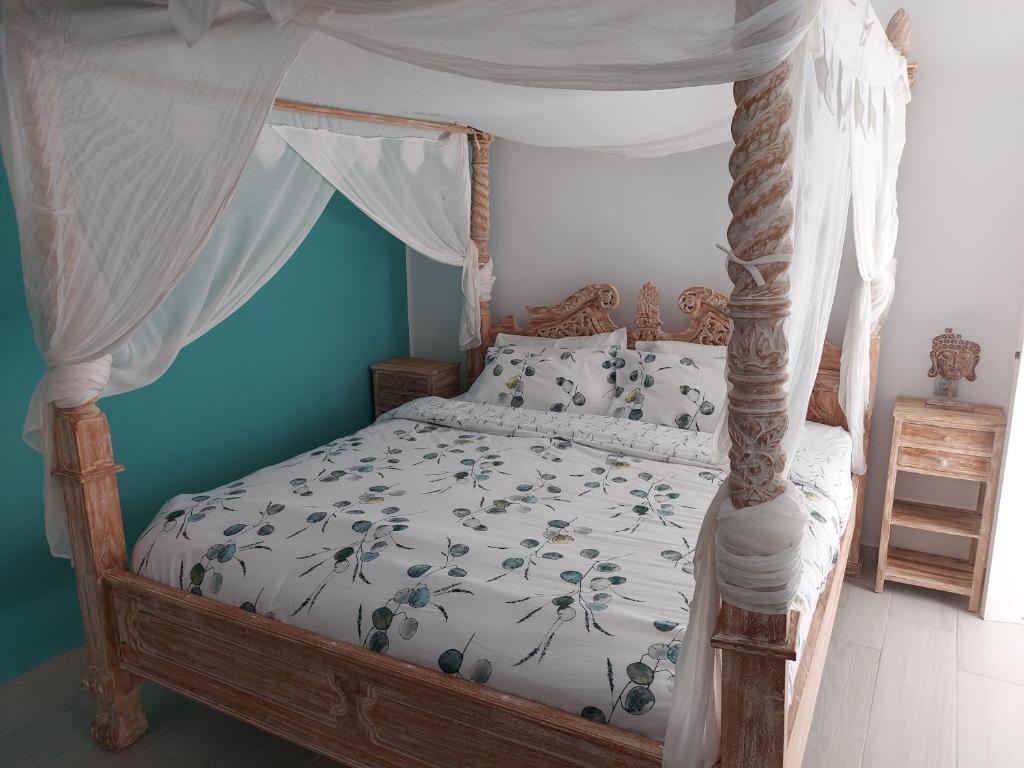 Posteľ alebo postele v izbe v ubytovaní Beachview oriental design experience