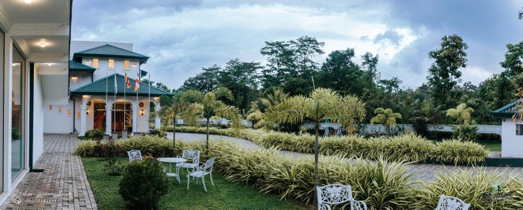 Zahrada ubytování Lakegala Resort