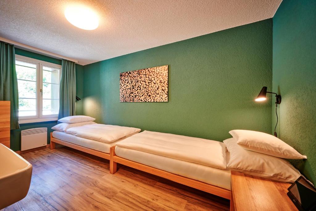 
(5th Floor) Twin Room with Shared Bathroom
