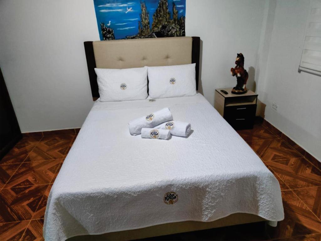 Casa Hotel La Cueva Panche - Double Room With Private Bathroom