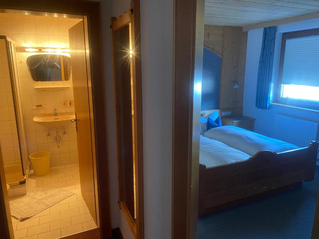 Postel nebo postele na pokoji v ubytování Haus Schnöller
