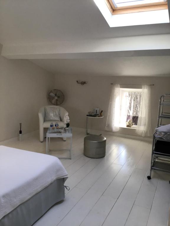 Aux Anges Gardiens - 16