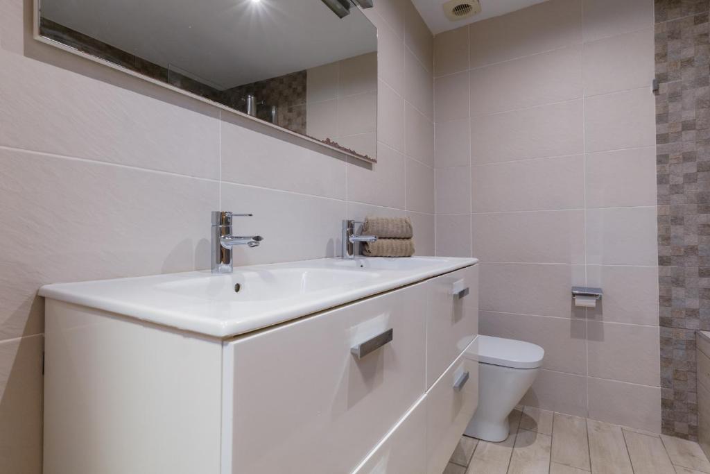 Koupelna v ubytování Arcasa by Villas Rinamar