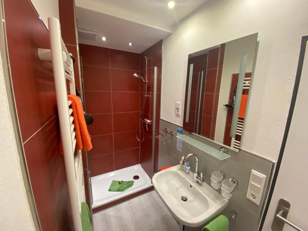 Astrid's Pension - 6