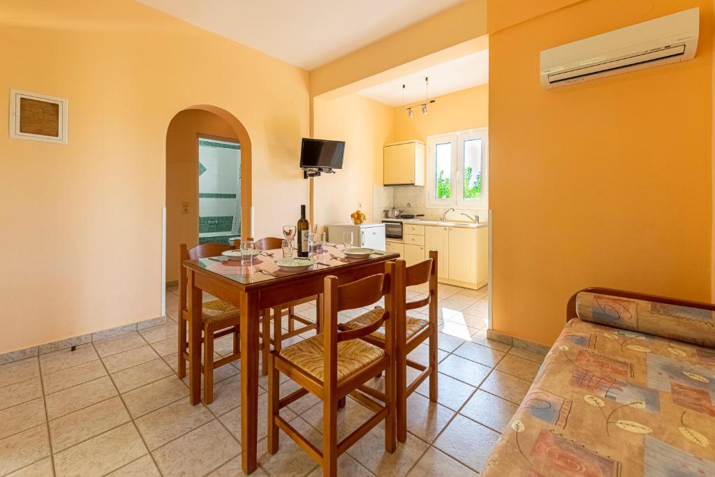 Kuchyň nebo kuchyňský kout v ubytování Anesis Residence