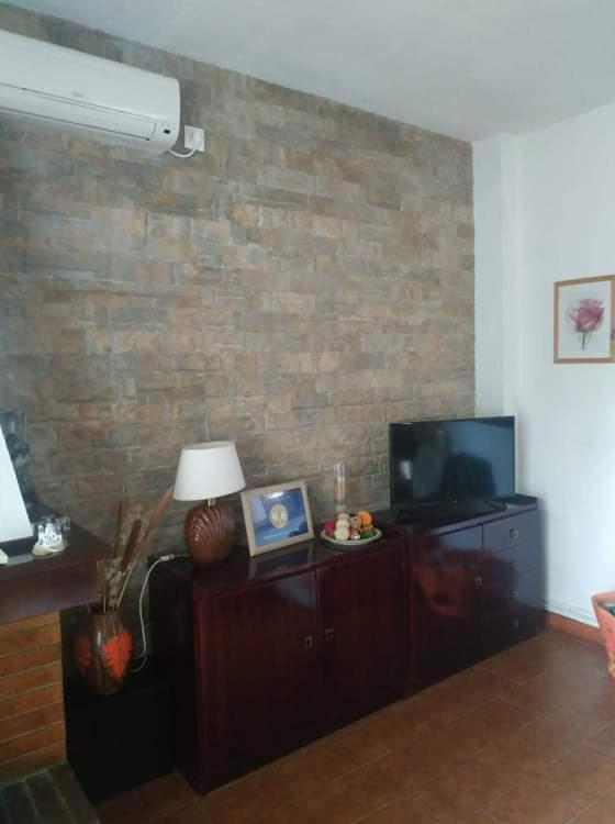 Violet Bedroom and Apartment - 3