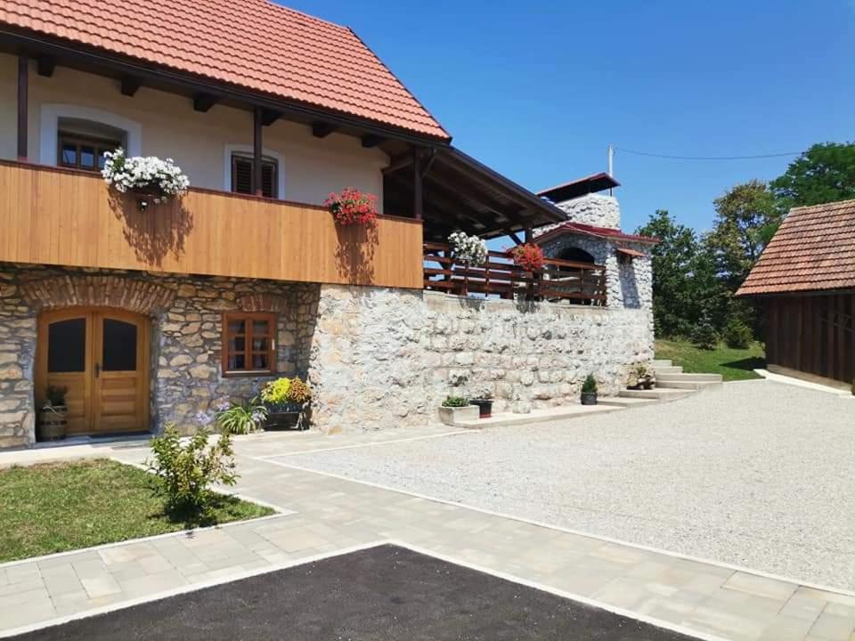 Fotografia z galérie ubytovania Holiday Home Deer Grove v destinácii Generalski Stol