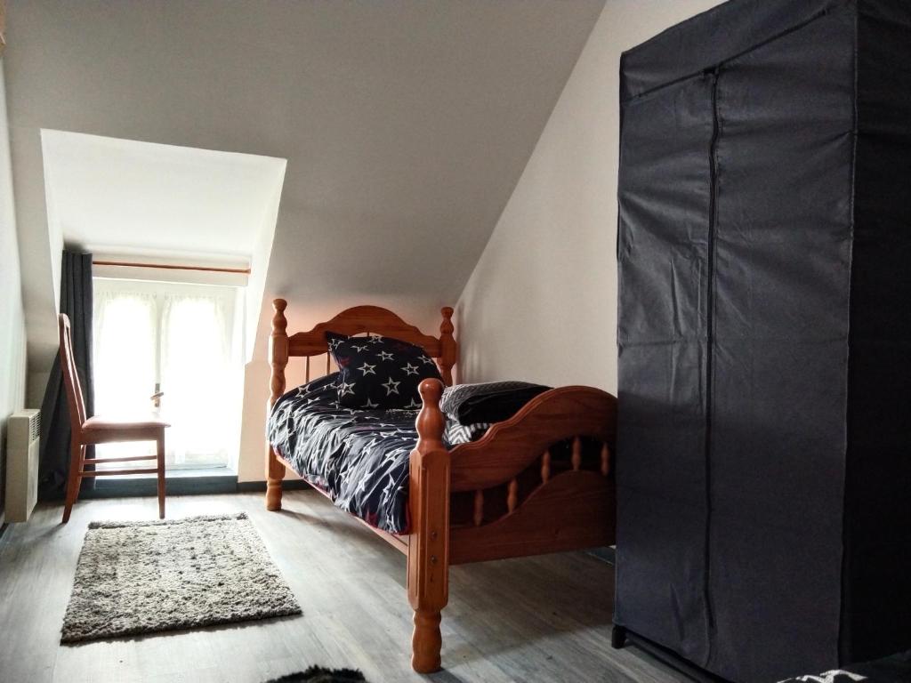 Postel nebo postele na pokoji v ubytování Craftycotta