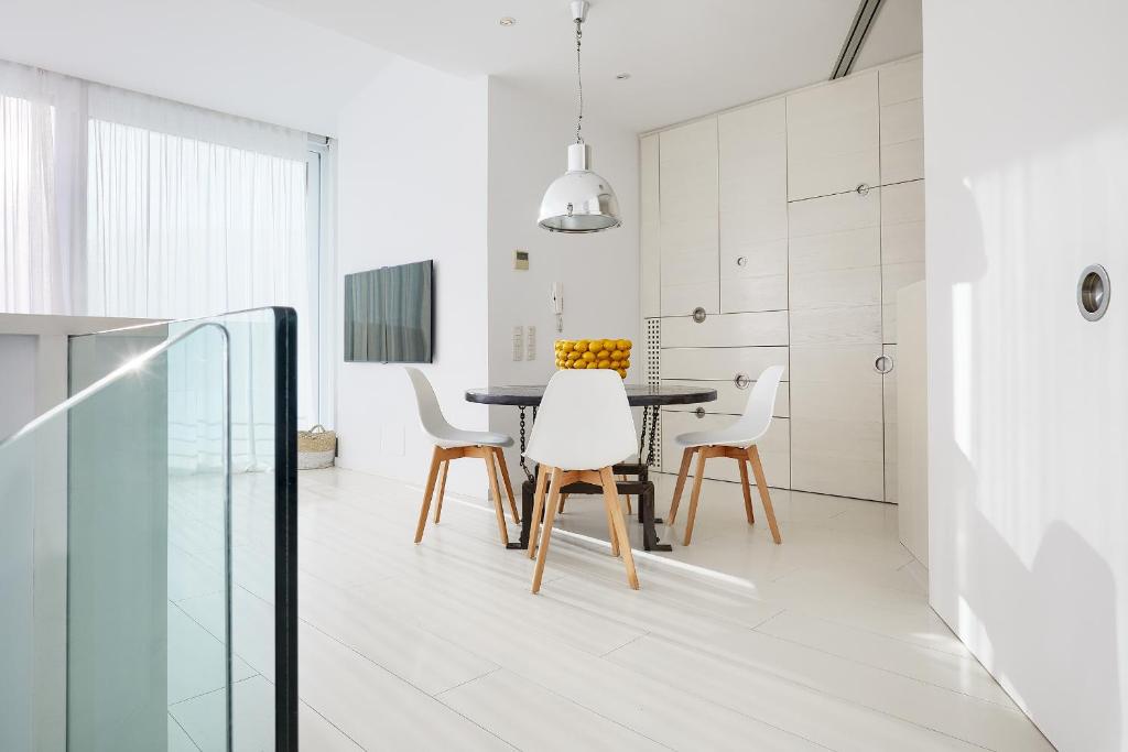 Kuchyňa alebo kuchynka v ubytovaní Canvas Apartments&Lofts