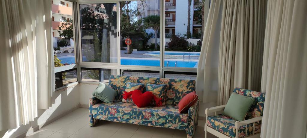 Fotografia z galérie ubytovania Apartamentos Atlantis - Yumbo I v destinácii San Bartolomé