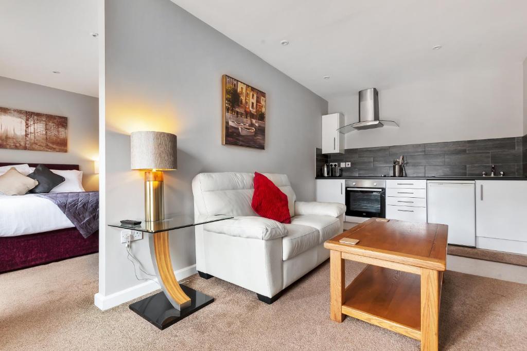 Hamble Retreat Studios and Lodge - Appartement Met Uitzicht Op De Tuin