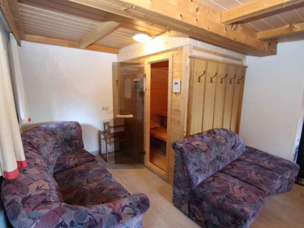 Posezení v ubytování Chalet in Prebl near Klippitztörl Ski Area